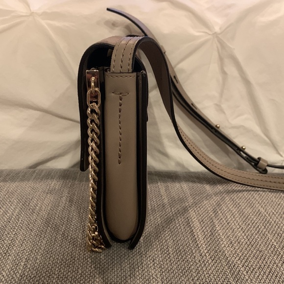 CHLOE Faye bag small in taupe. - Picture 8 of 10